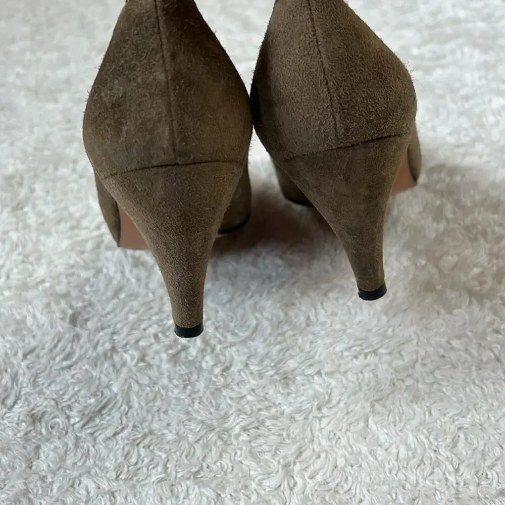 Salvatore Ferragamo Brown Suede‎ Leather Pumps Heels Italy, 6.5 AA Narrow